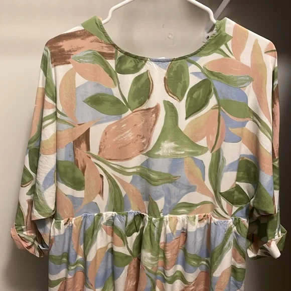 Girl and the Sun Dress - Picture 7 of 8